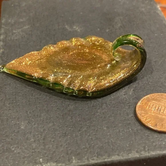 Handmade Choker with Murano Glass Pendant - Picture 3 of 4